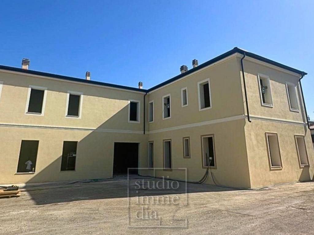 appartamento in vendita a Campi Bisenzio in zona San Cresci