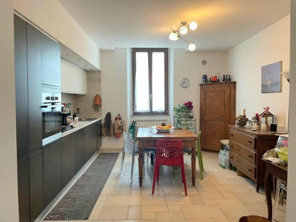 casa indipendente in vendita a Campi Bisenzio