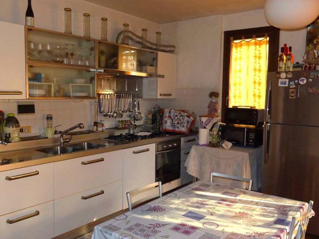 appartamento in vendita a Campi Bisenzio in zona San Donnino