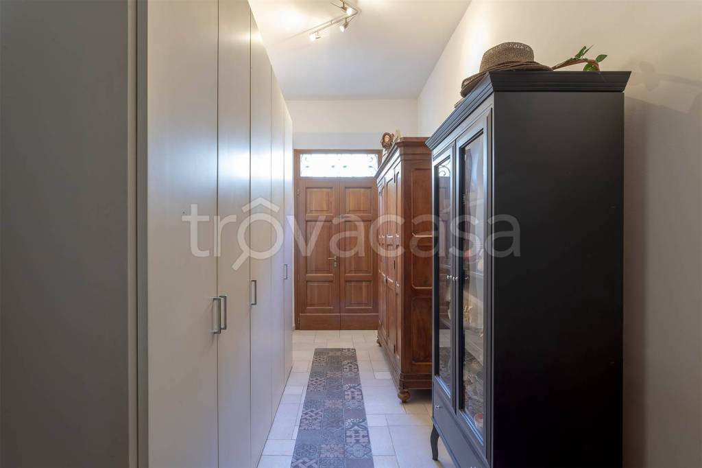 casa indipendente in vendita a Campi Bisenzio