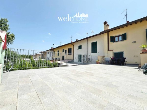 casa indipendente in vendita a Campi Bisenzio