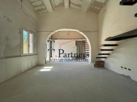appartamento in vendita a Campi Bisenzio in zona Case Buffini