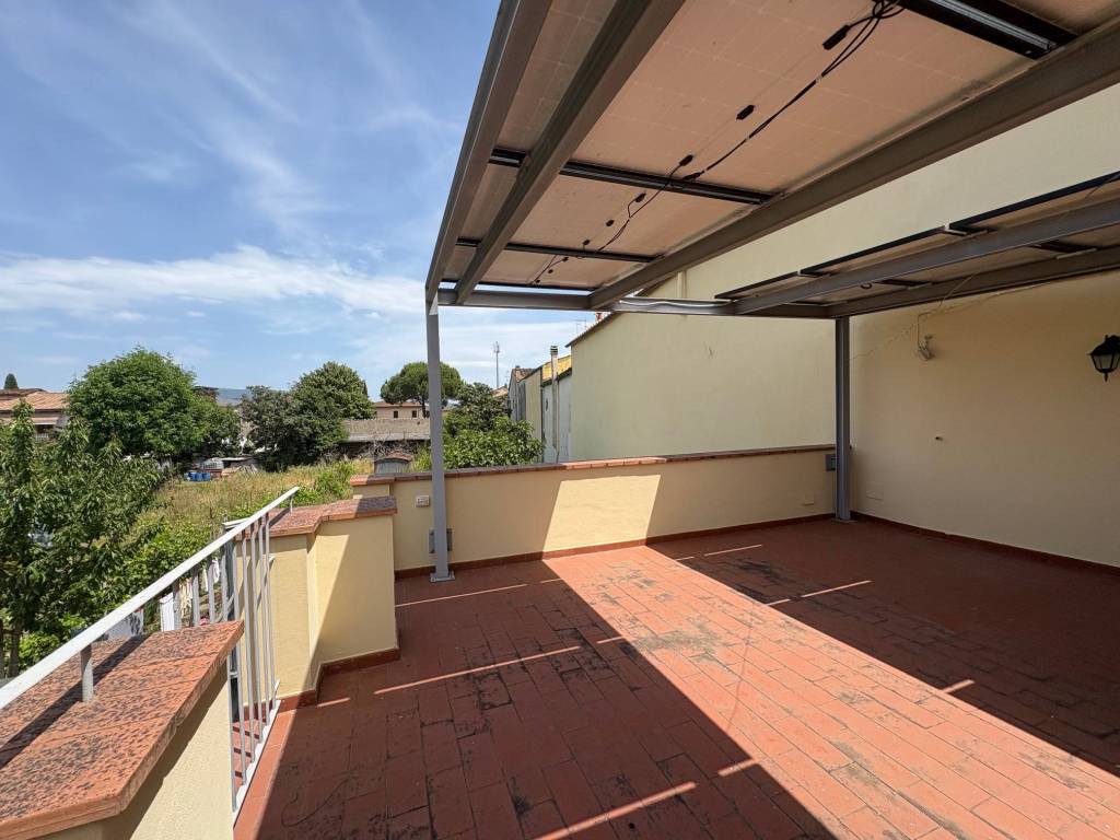 appartamento in vendita a Campi Bisenzio