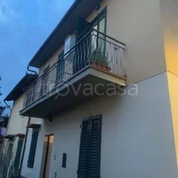 appartamento in vendita a Campi Bisenzio in zona Case Buffini