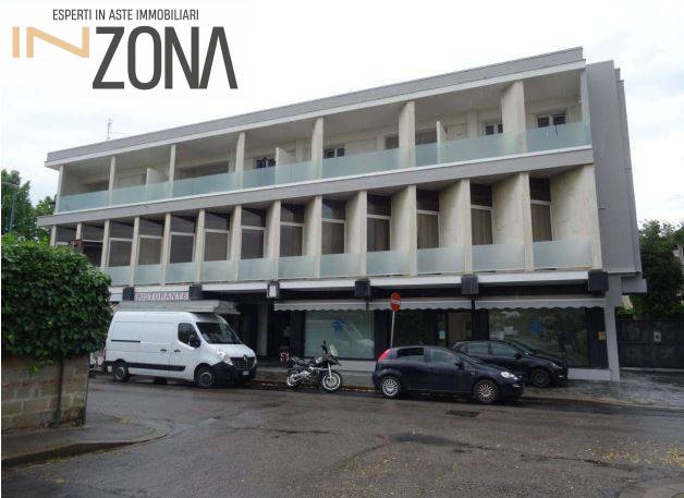 ufficio in vendita a Campi Bisenzio
