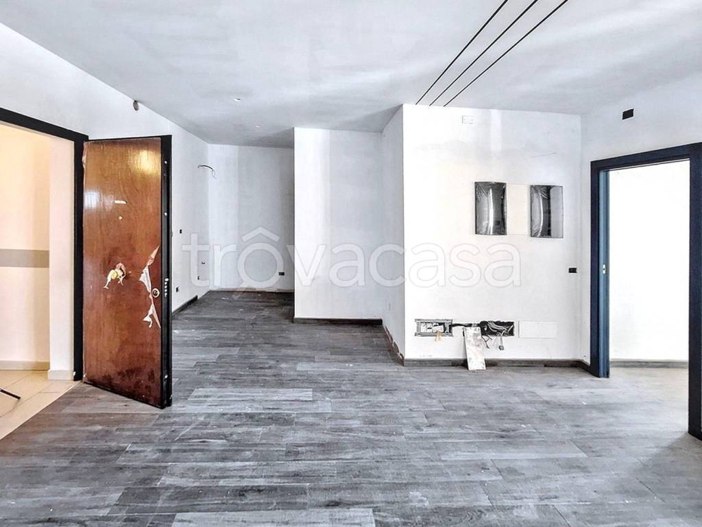 appartamento in vendita a Campi Bisenzio in zona La Madonnina