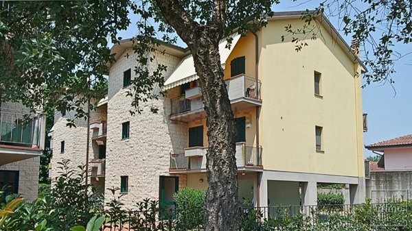 appartamento in vendita a Campi Bisenzio in zona San Piero a Ponti
