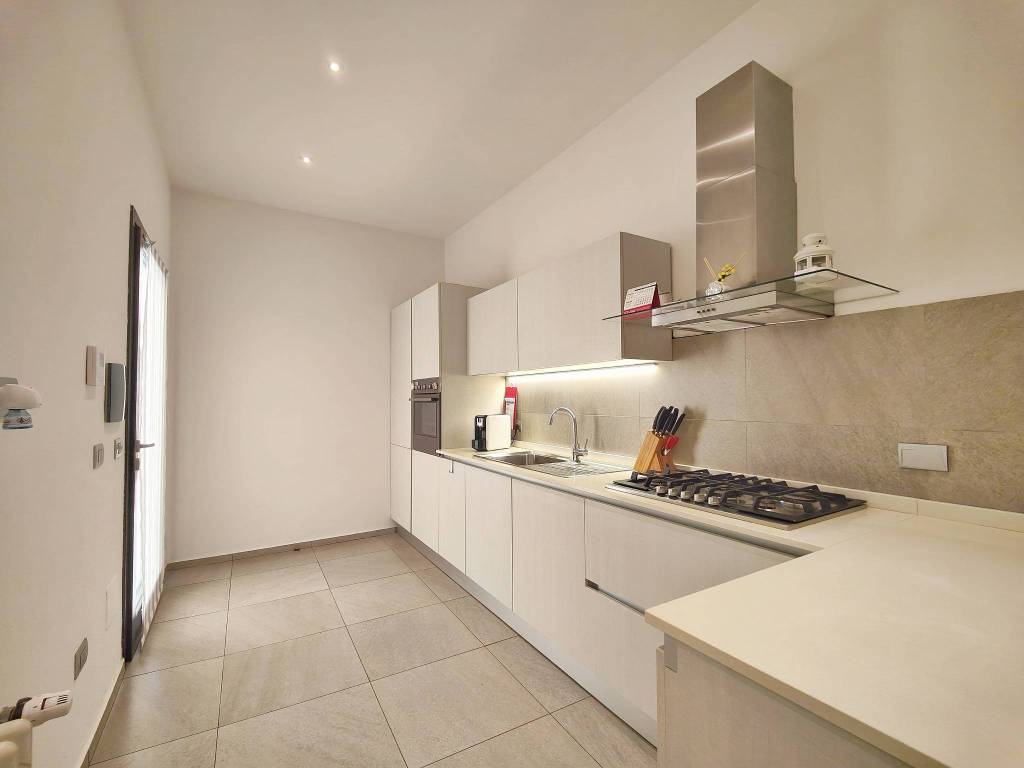 casa indipendente in vendita a Campi Bisenzio