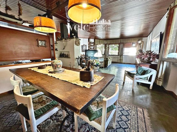 casa indipendente in vendita a Campi Bisenzio