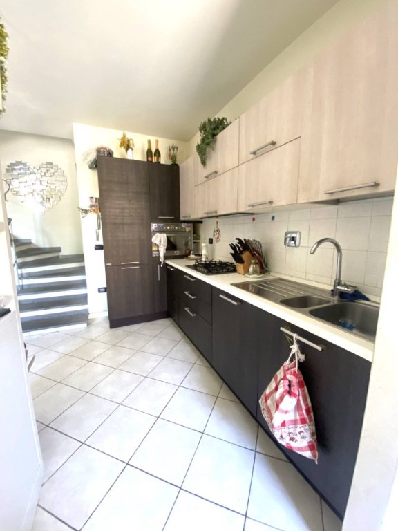 casa indipendente in vendita a Campi Bisenzio