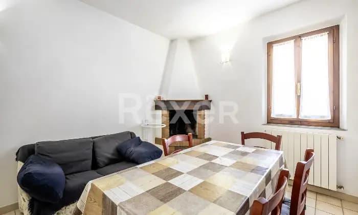 casa indipendente in vendita a Campi Bisenzio