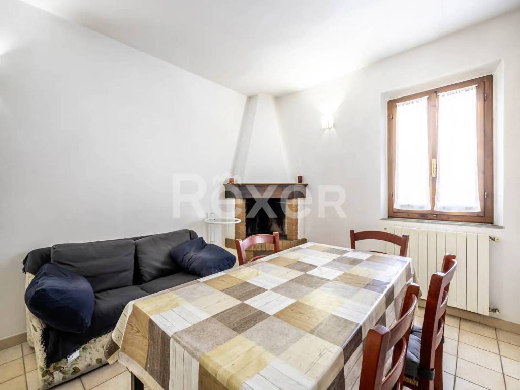 casa indipendente in vendita a Campi Bisenzio