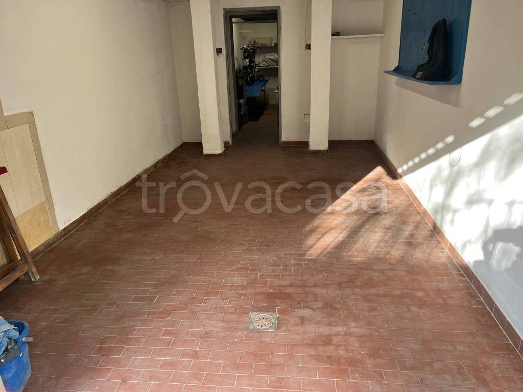 casa indipendente in vendita a Campi Bisenzio