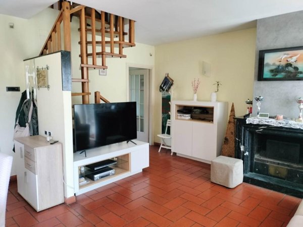 appartamento in vendita a Campi Bisenzio in zona San Piero a Ponti