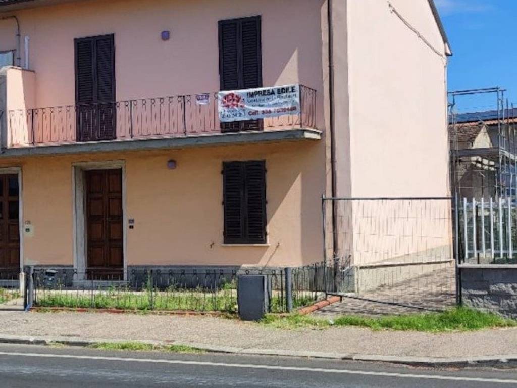 appartamento in vendita a Campi Bisenzio in zona Sant'Angelo a Lecore