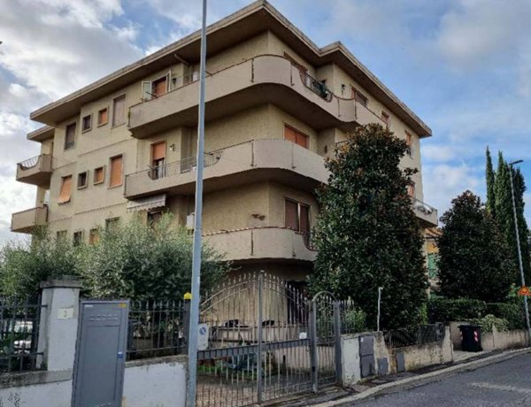 appartamento in vendita a Campi Bisenzio in zona San Donnino