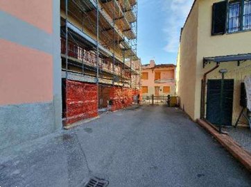 ufficio in vendita a Campi Bisenzio
