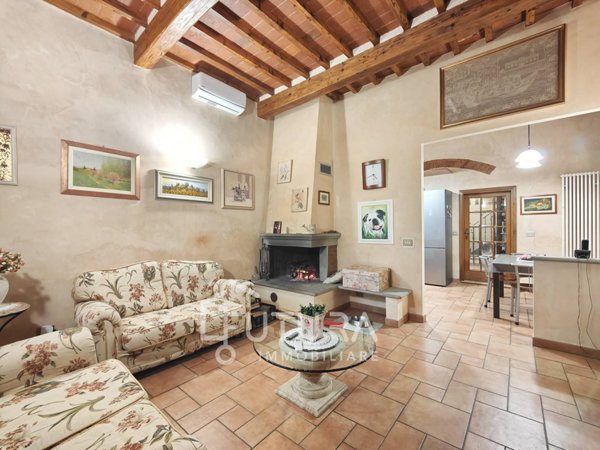casa indipendente in vendita a Campi Bisenzio in zona San Piero a Ponti