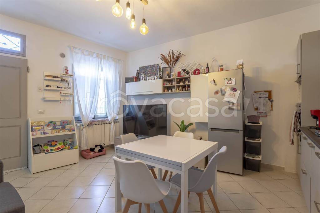 casa indipendente in vendita a Campi Bisenzio in zona San Donnino