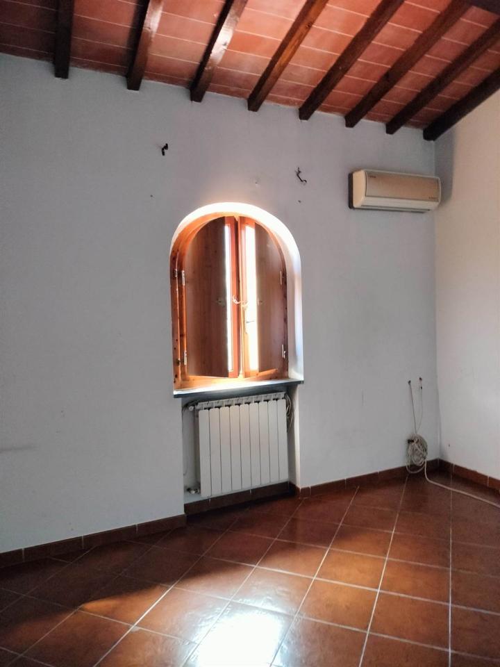 casa indipendente in vendita a Campi Bisenzio