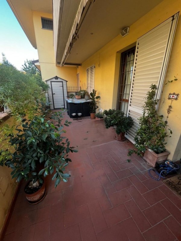 appartamento in vendita a Campi Bisenzio in zona Capalle