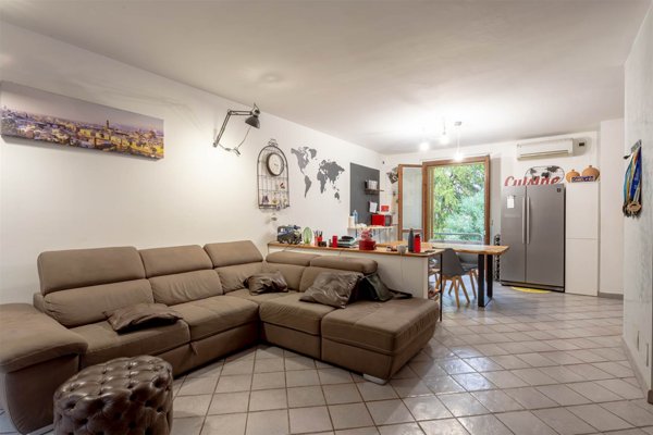 casa indipendente in vendita a Campi Bisenzio in zona San Donnino