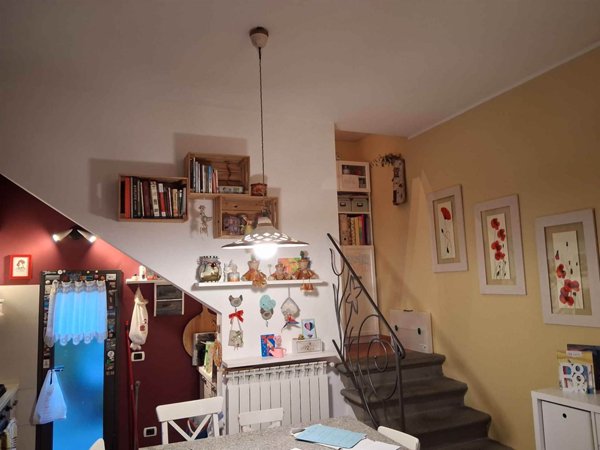 casa indipendente in vendita a Campi Bisenzio in zona San Donnino