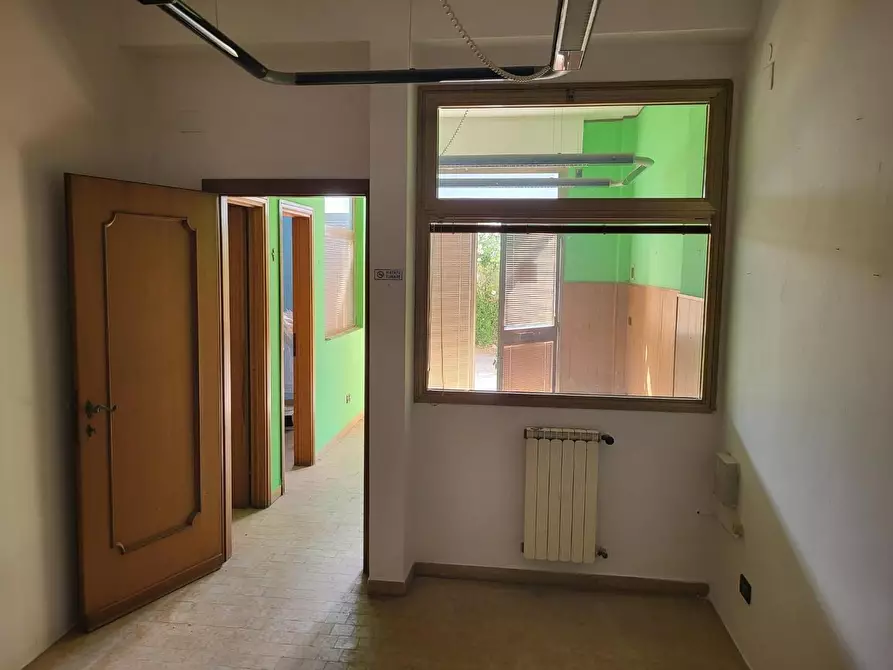 ufficio in vendita a Campi Bisenzio