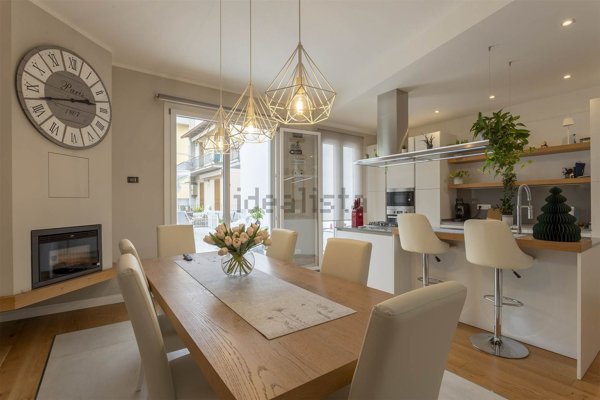 casa indipendente in vendita a Campi Bisenzio