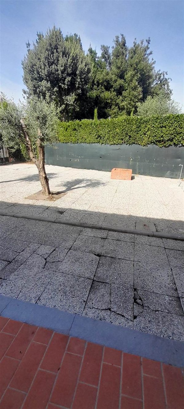 casa indipendente in vendita a Campi Bisenzio