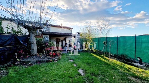 casa indipendente in vendita a Campi Bisenzio in zona San Piero a Ponti