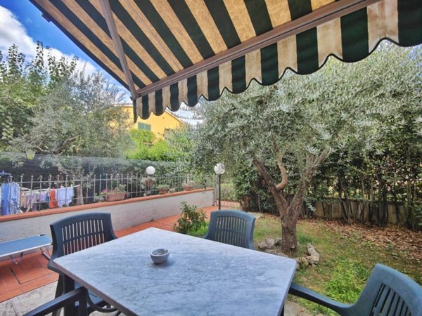 casa indipendente in vendita a Campi Bisenzio in zona San Cresci