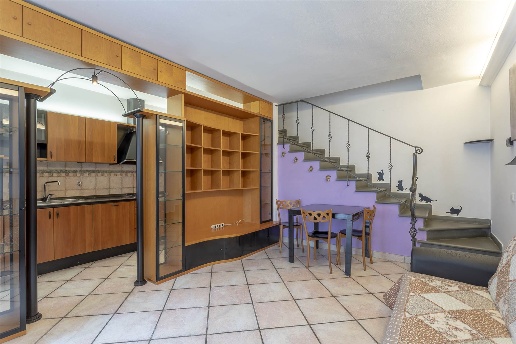 casa indipendente in vendita a Campi Bisenzio in zona Sant'Angelo a Lecore