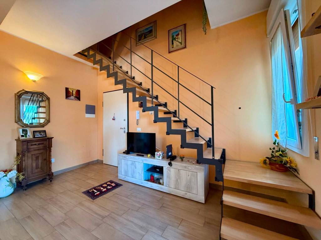 appartamento in vendita a Campi Bisenzio in zona San Piero a Ponti