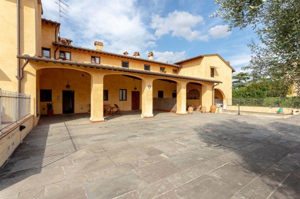 appartamento in vendita a Campi Bisenzio in zona Limite