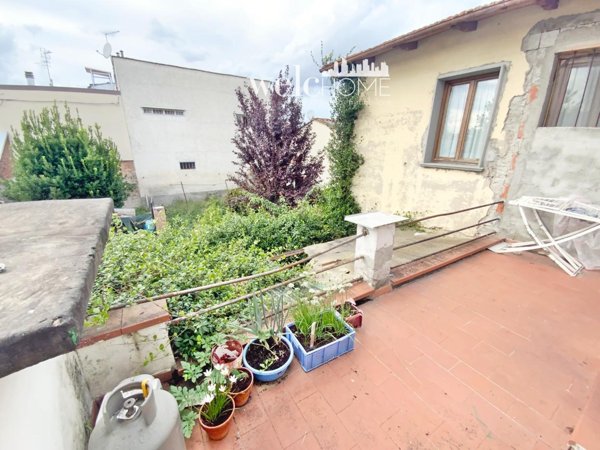 casa indipendente in vendita a Campi Bisenzio