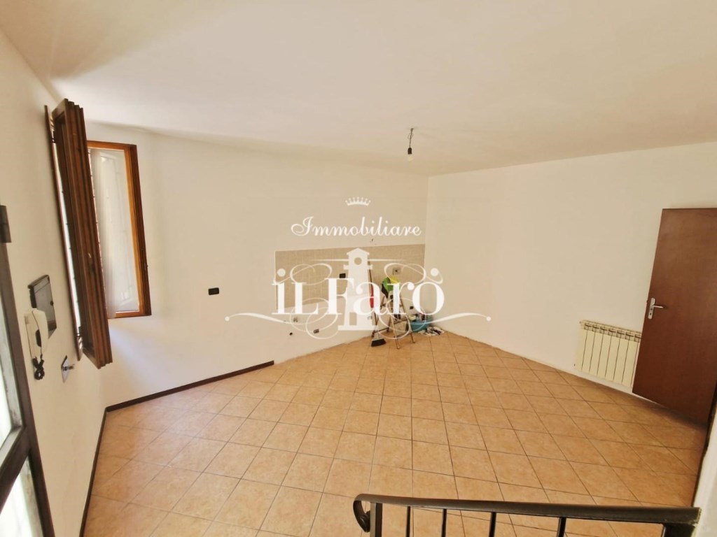 casa indipendente in vendita a Campi Bisenzio in zona San Donnino