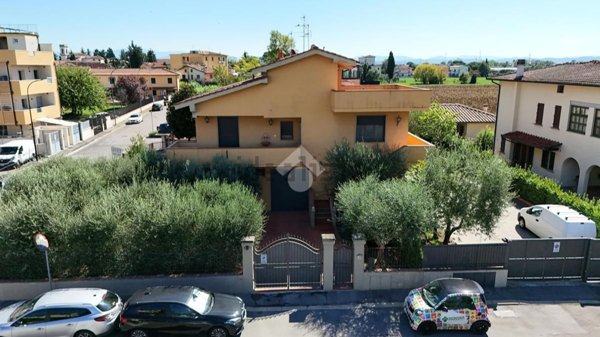 appartamento in vendita a Campi Bisenzio