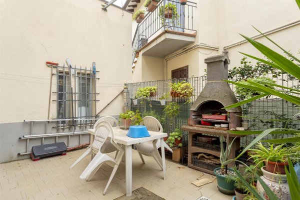 casa indipendente in vendita a Campi Bisenzio