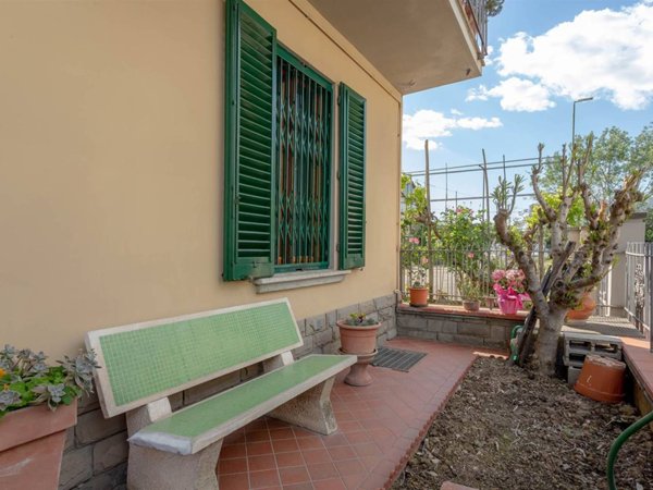 appartamento in vendita a Campi Bisenzio in zona Capalle