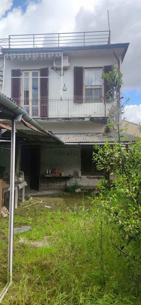 casa indipendente in vendita a Campi Bisenzio