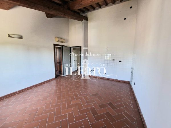 appartamento in vendita a Campi Bisenzio in zona Limite