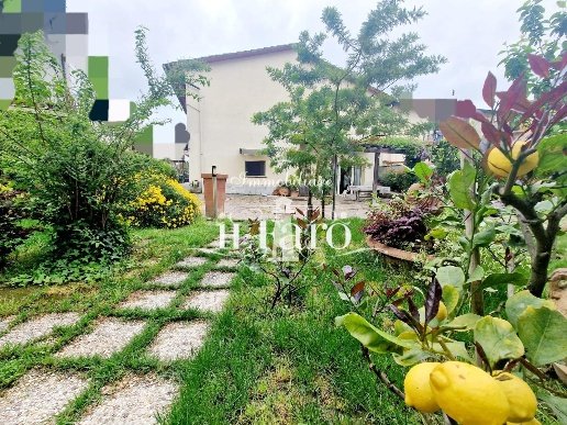 casa indipendente in vendita a Campi Bisenzio in zona San Cresci