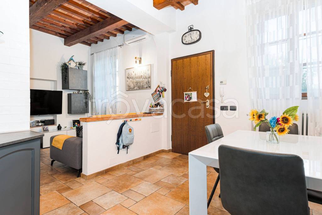 appartamento in vendita a Campi Bisenzio in zona San Piero a Ponti