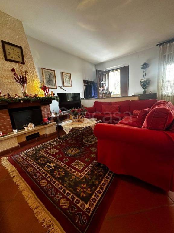 casa indipendente in vendita a Campi Bisenzio in zona San Piero a Ponti