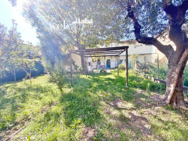 casa indipendente in vendita a Campi Bisenzio