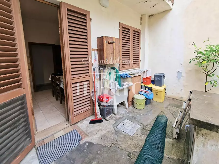 casa indipendente in vendita a Campi Bisenzio