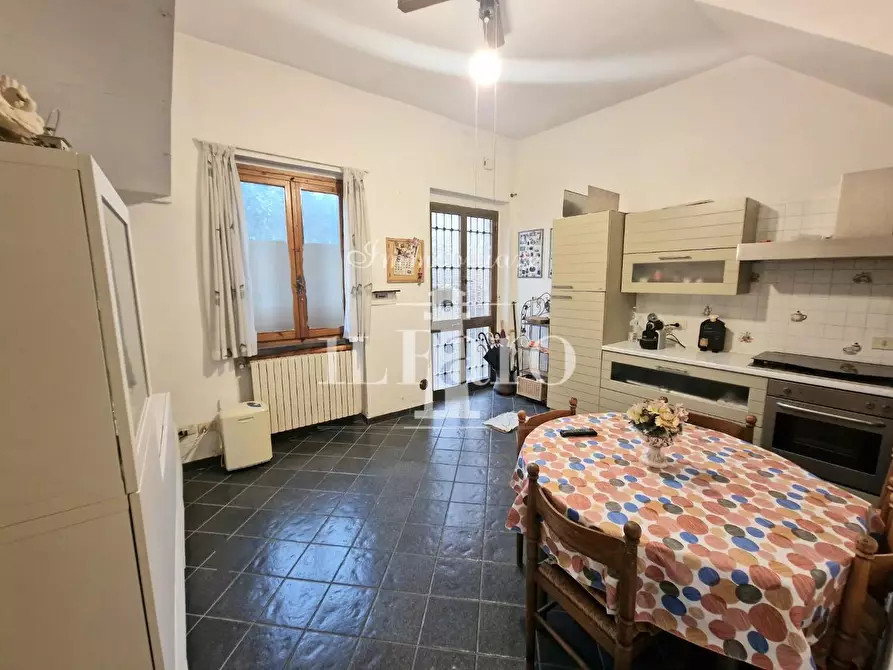 casa indipendente in vendita a Campi Bisenzio