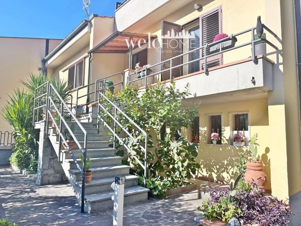 casa indipendente in vendita a Campi Bisenzio in zona San Donnino