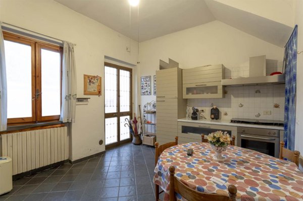 casa indipendente in vendita a Campi Bisenzio